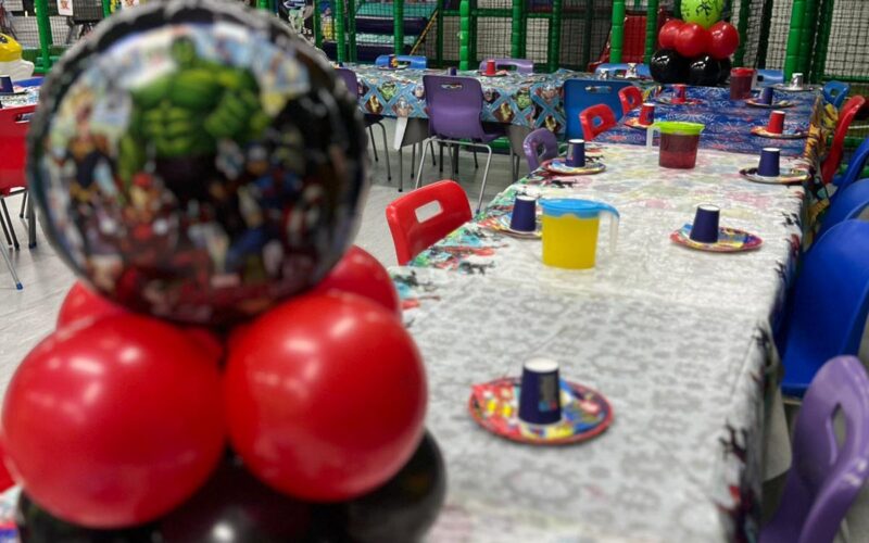 partyday-03