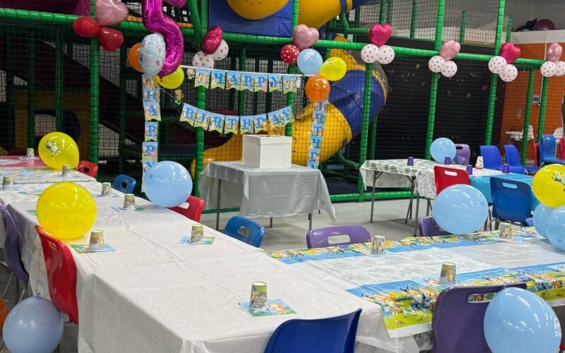 partyday-05