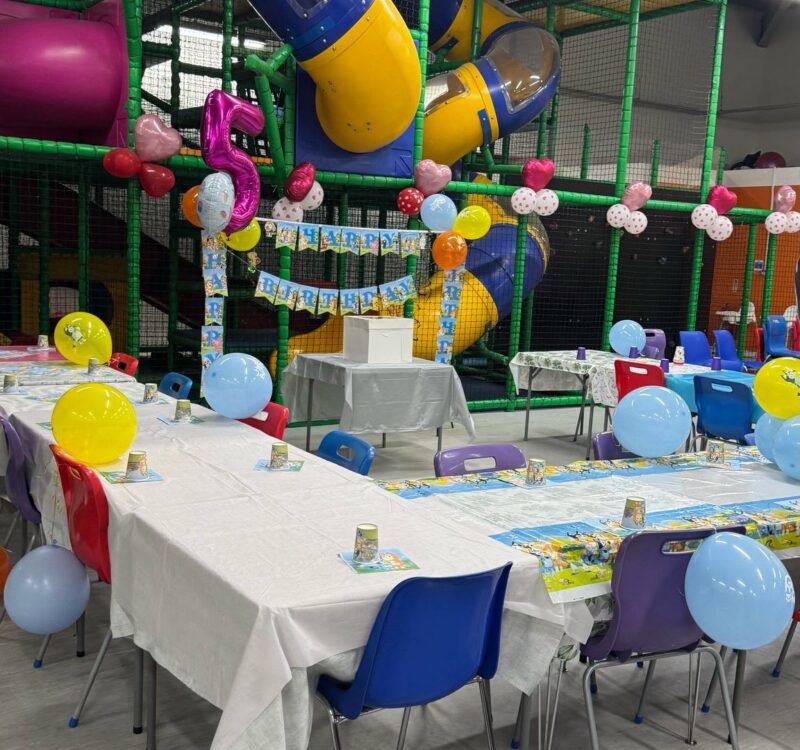 partyday-05
